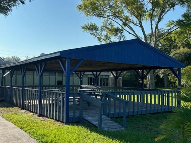 Days Inn By Wyndham Crystal River Extérieur photo