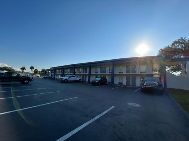 Days Inn By Wyndham Crystal River Extérieur photo